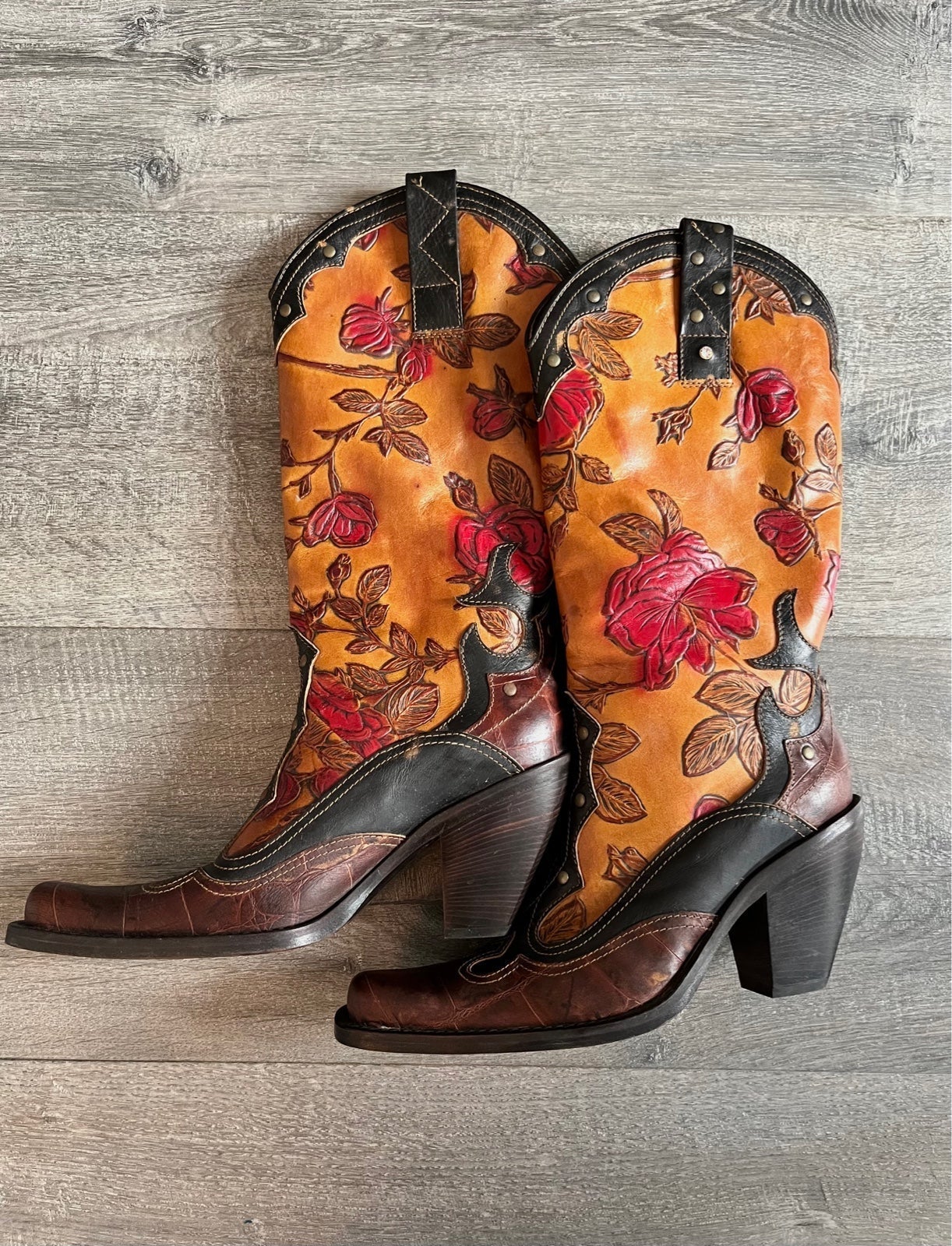 El Vaquero Women's Cowboy Western Boots. US Size 8. Leather. Vintage