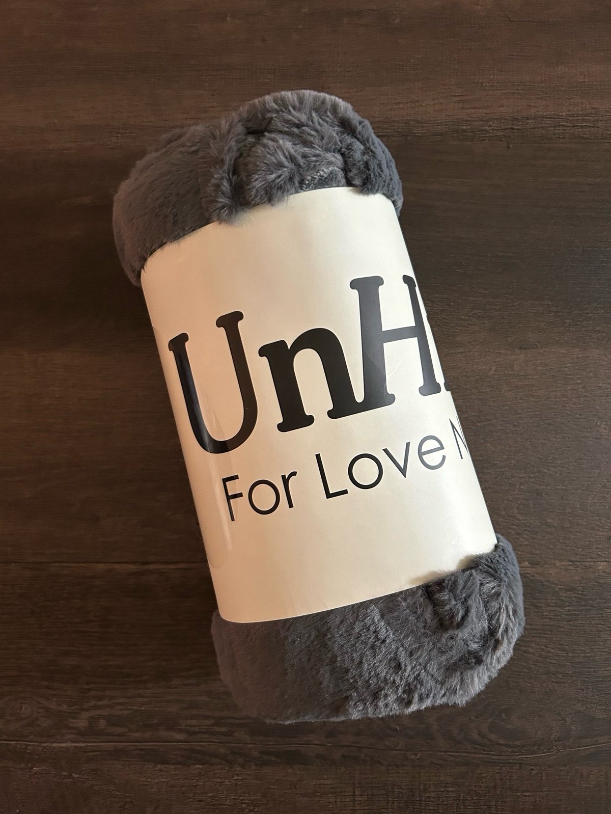 UnHide - Lil’ Marsh - Faux Fur Blanket - NEW!
