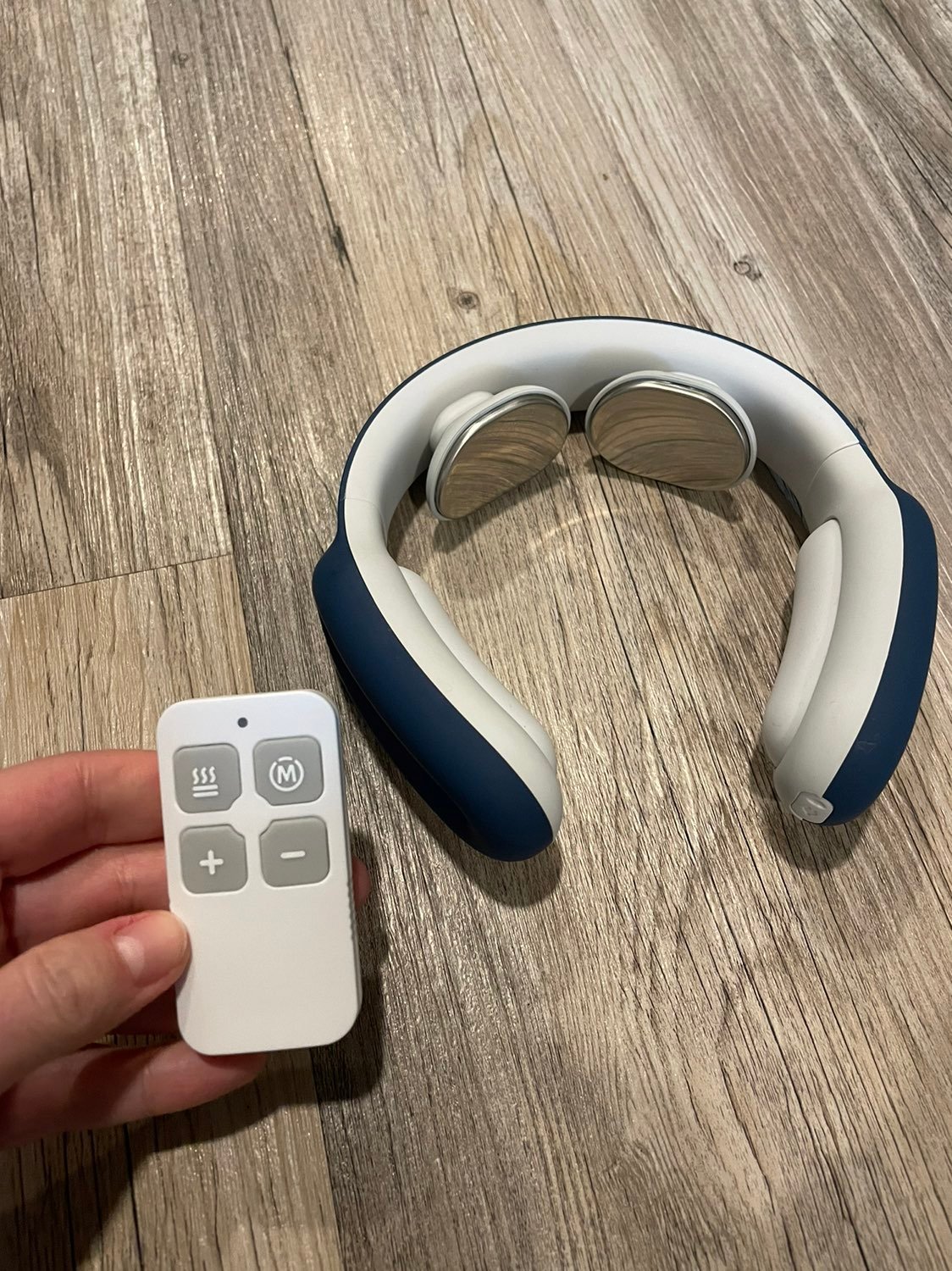 Neckology Pro Intelligent Neck Massager