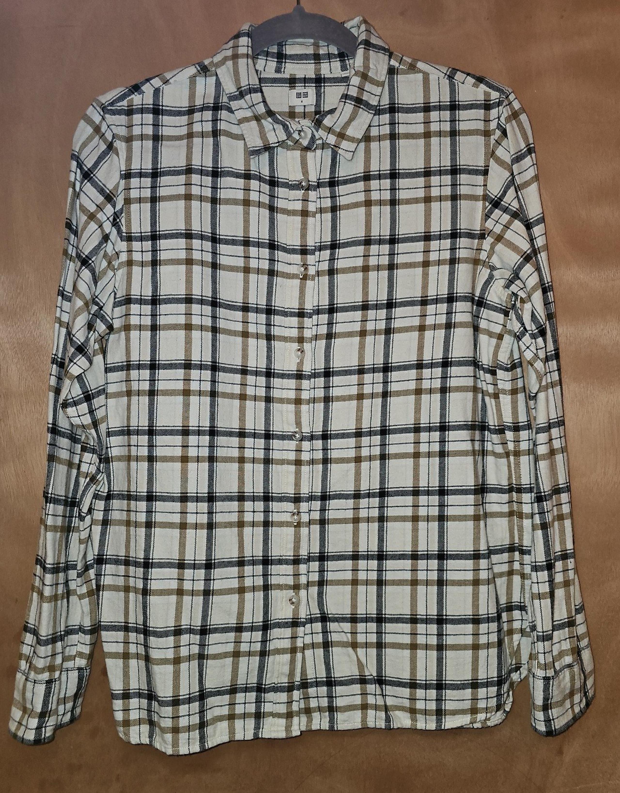 5pk FLANNEL BUNDLE. Women's Flannels Size MD