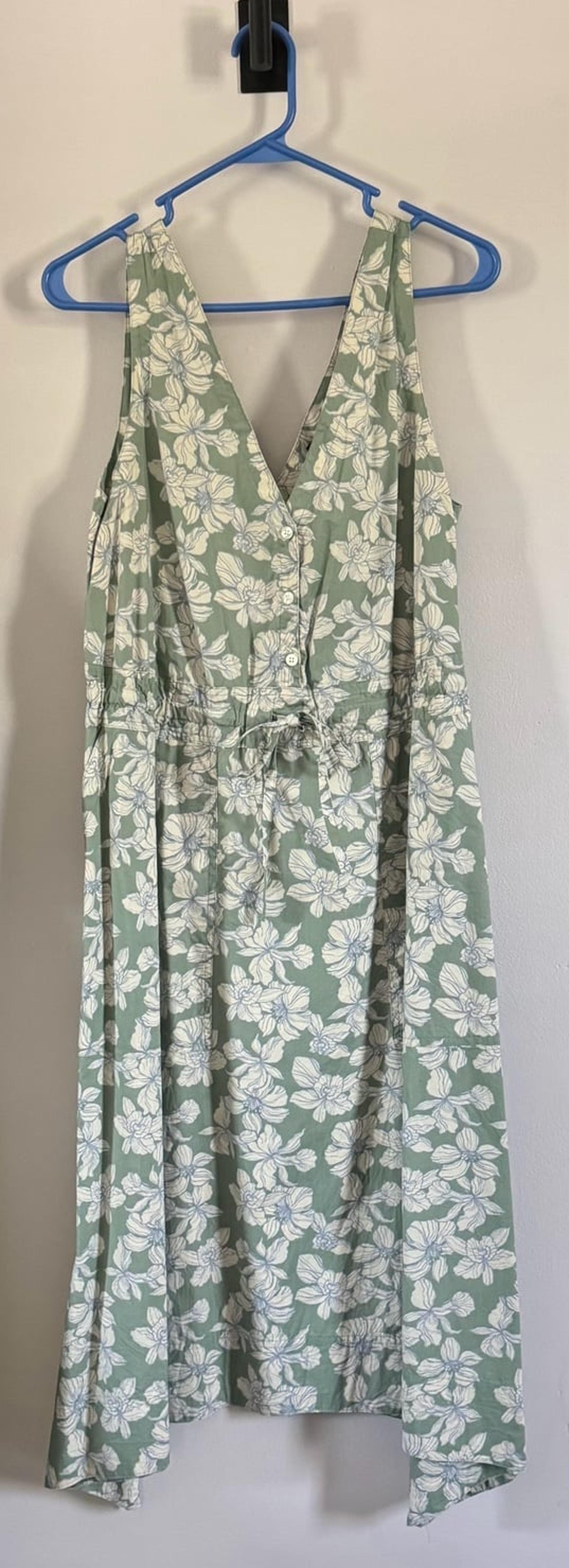 Gap petite floral dress