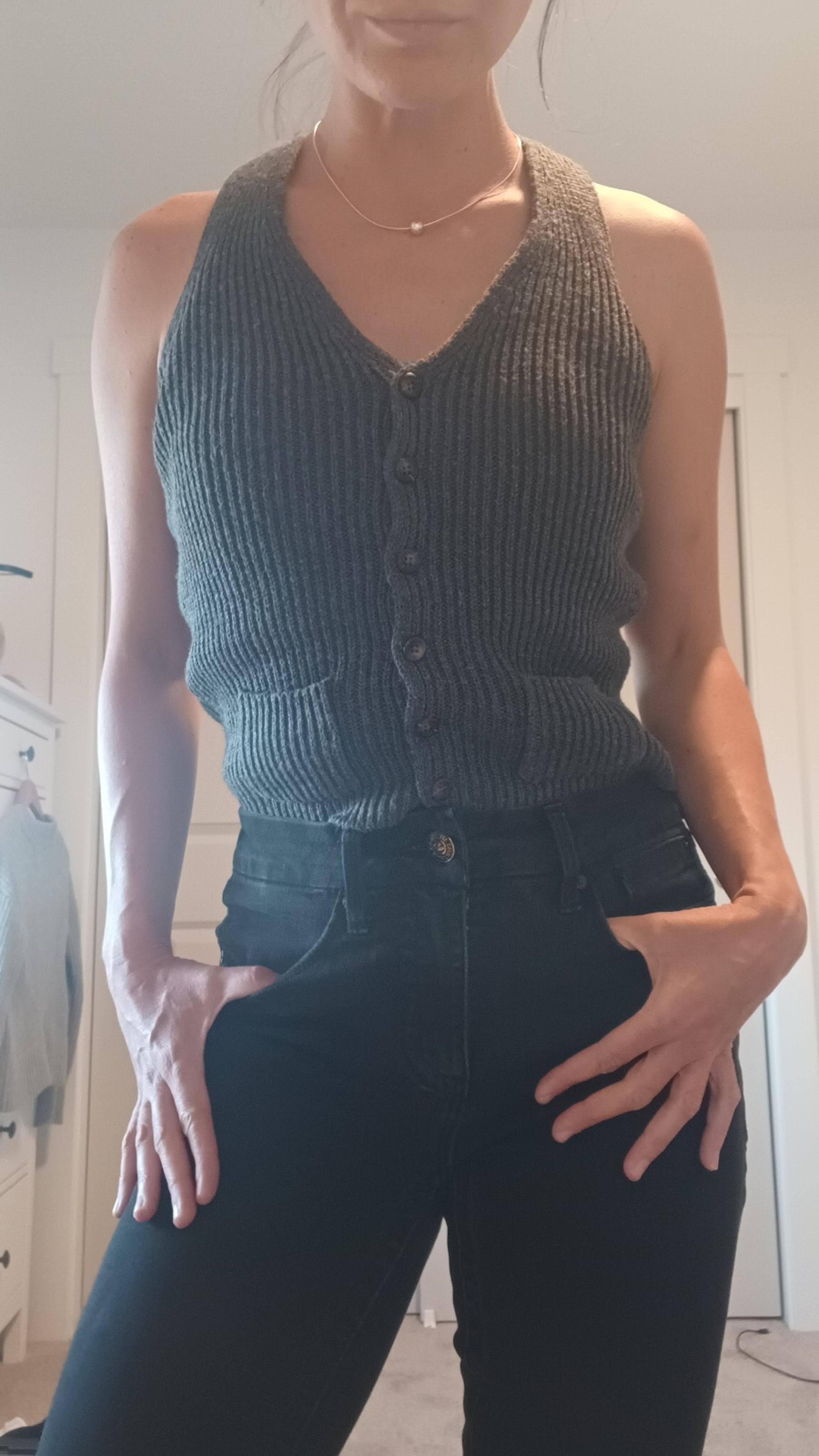 Brandy Melville Grey Knit Crop Top