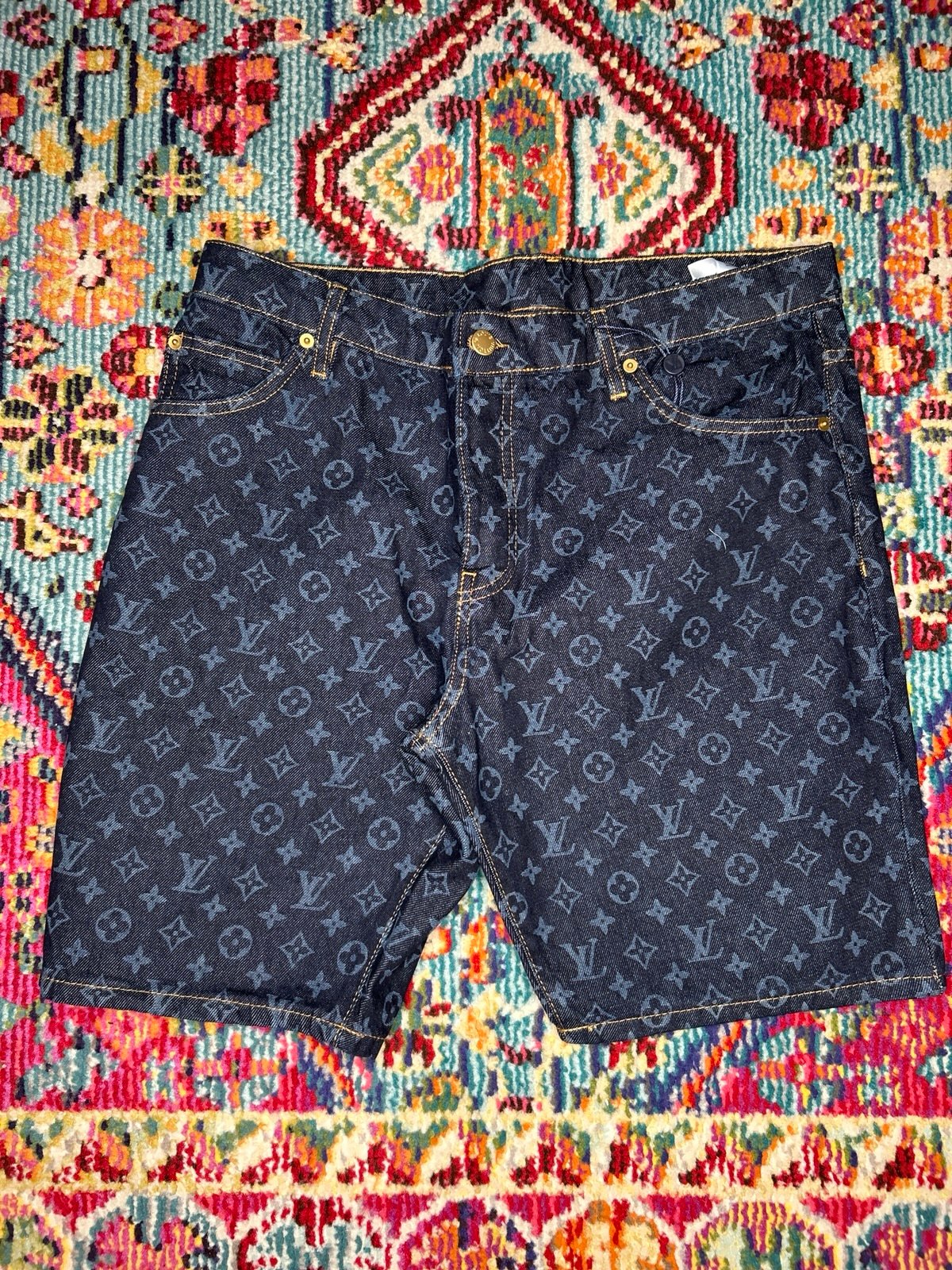 Men’s Louis Vuitton Monogram Denim Jeans Short Size Medium Waist 34