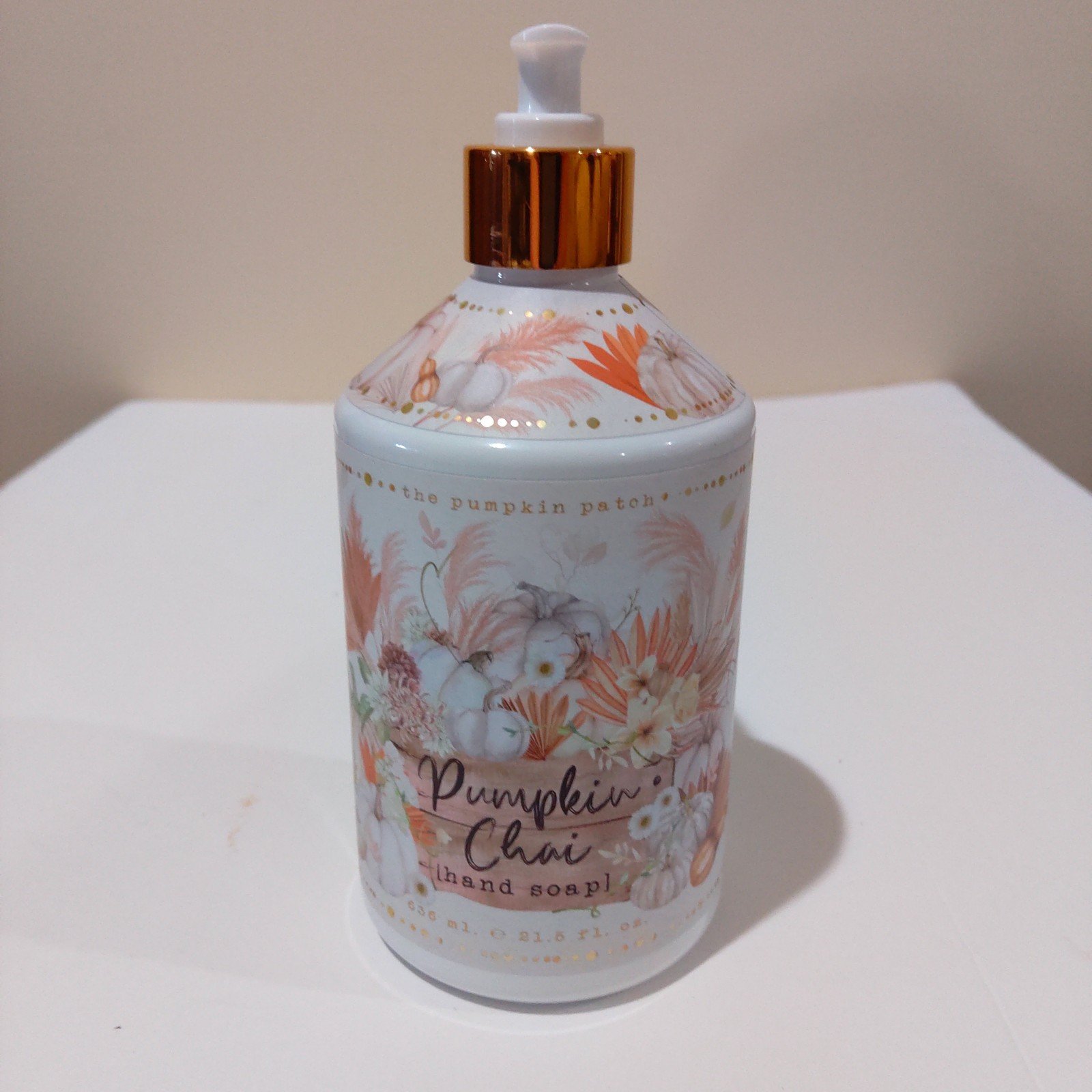 NEW Home & Body Pumpkin Chai Hand Soap 21.5 oz Fall Theme