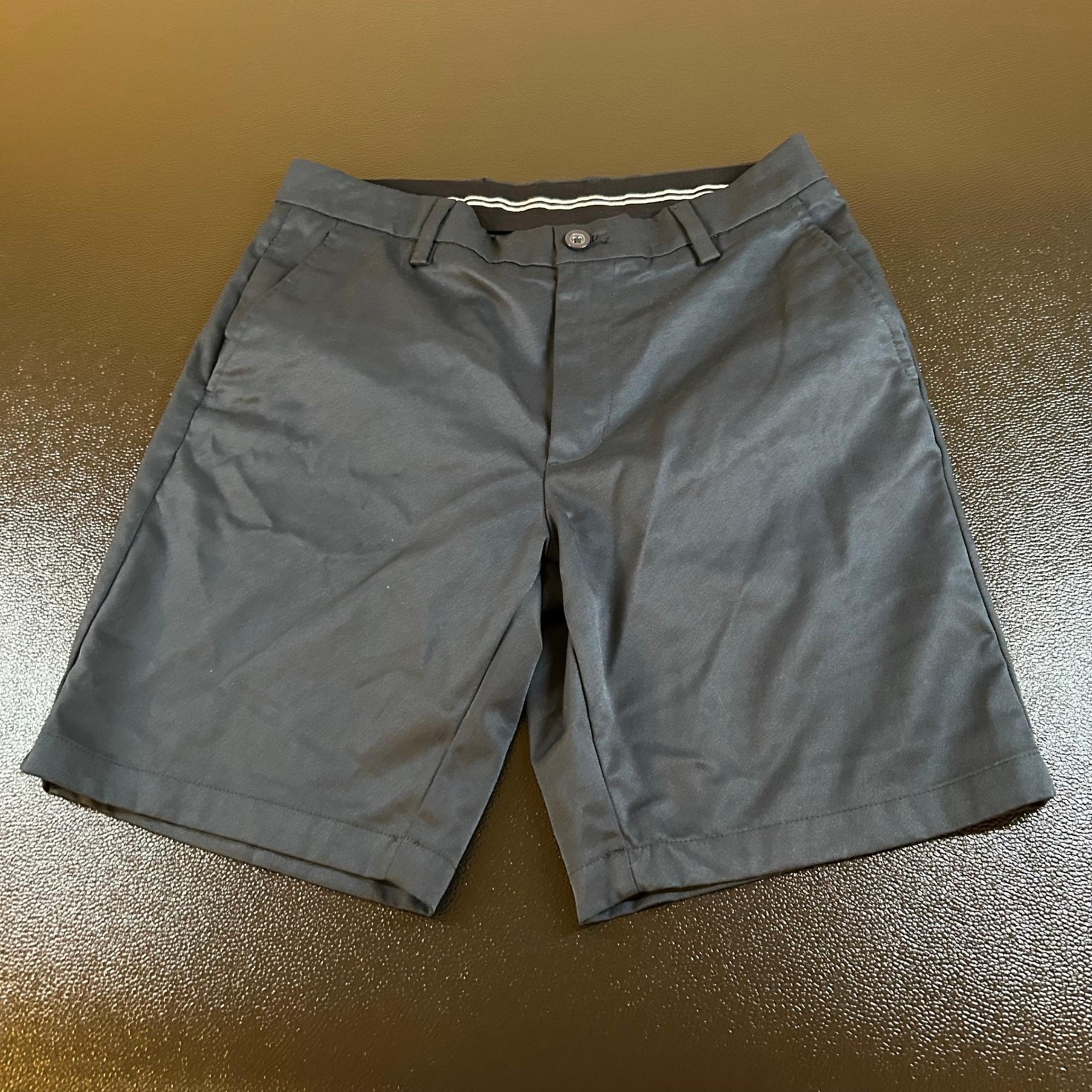 Amazon Essentials Golf Shorts Athletic Casual Flat Front Navy Mens 32"
