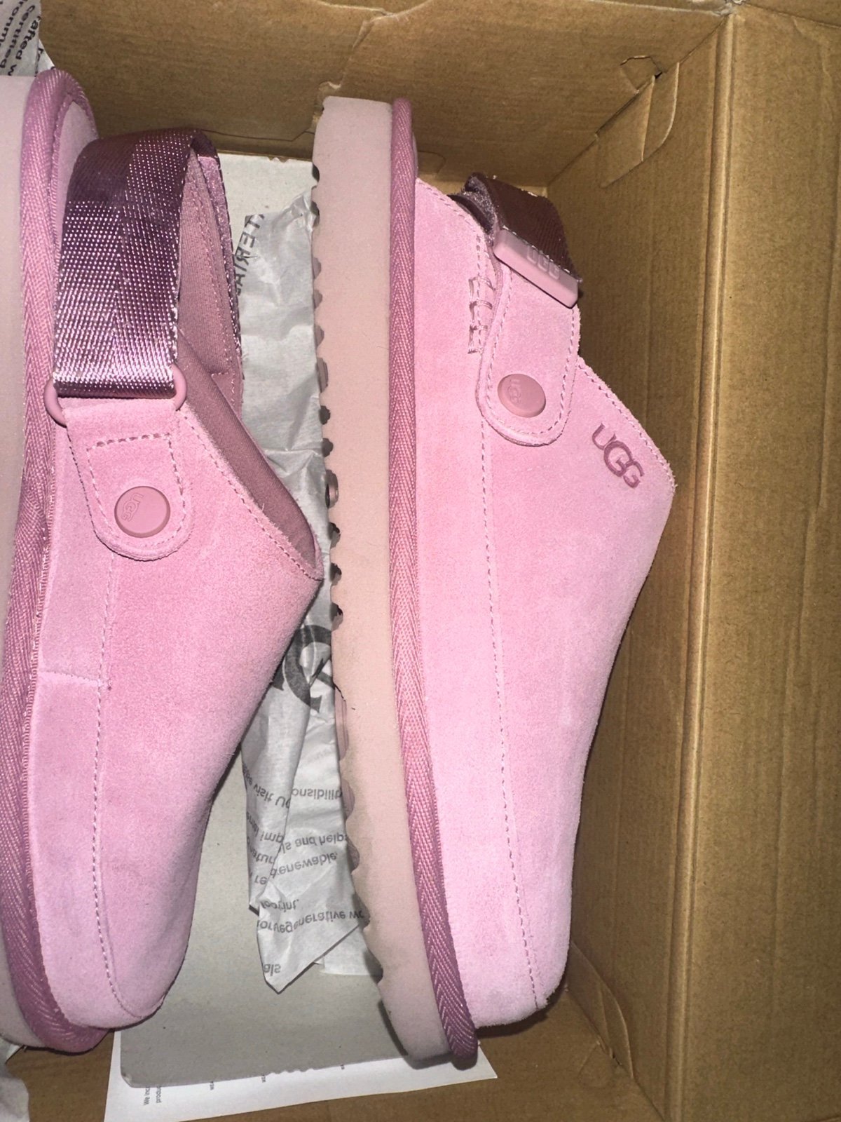 Ugg slides