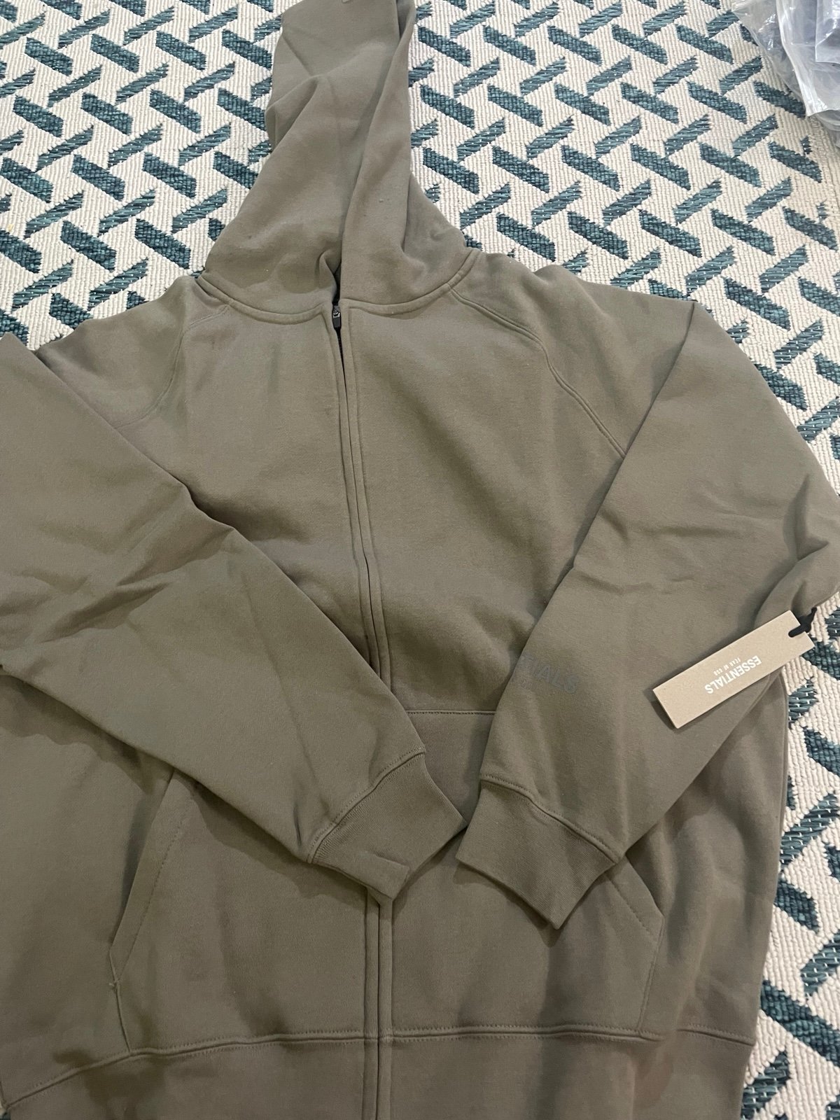 Essentials back logo sweater shirt jacket
