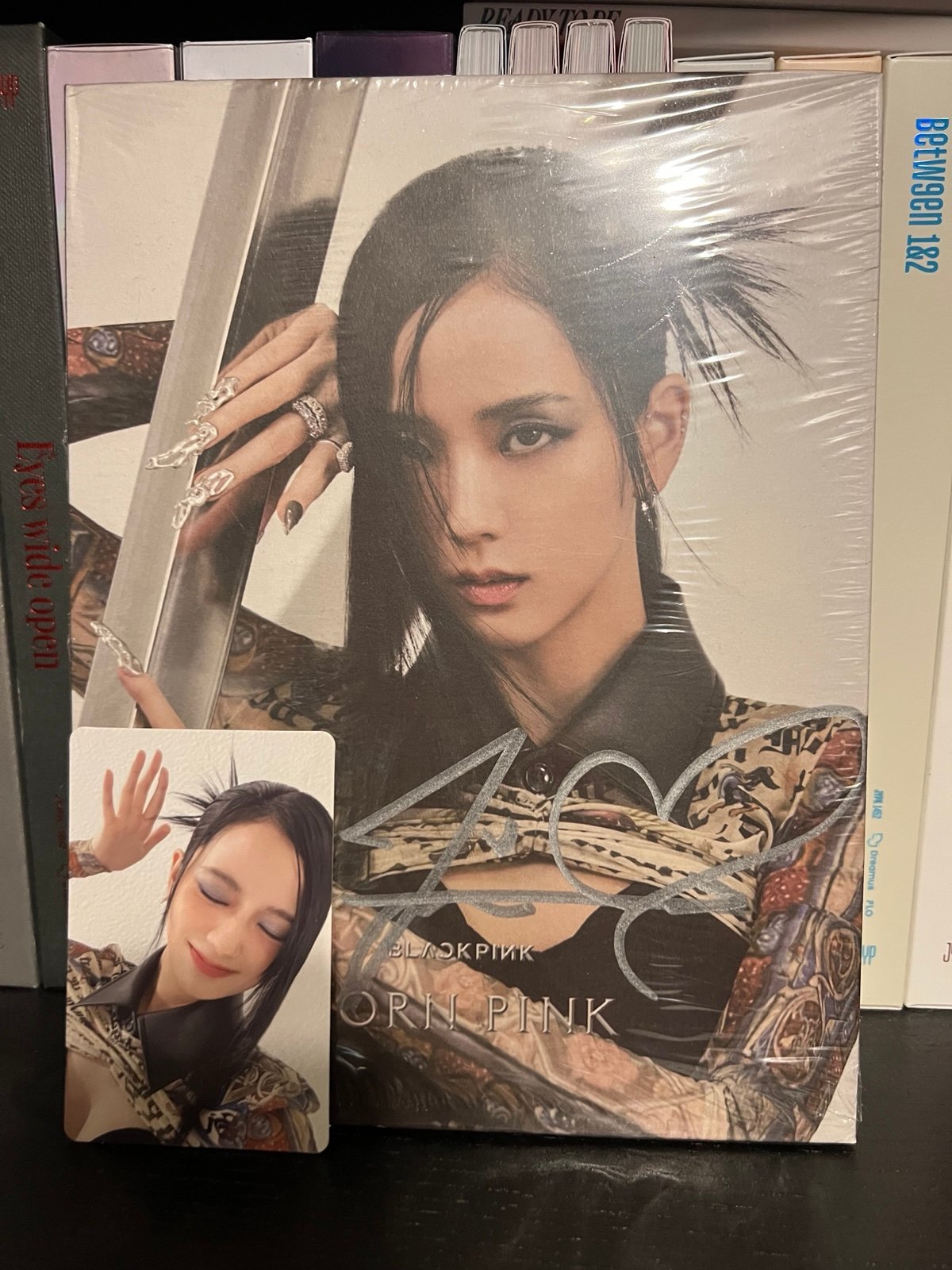 Blackpink signed album