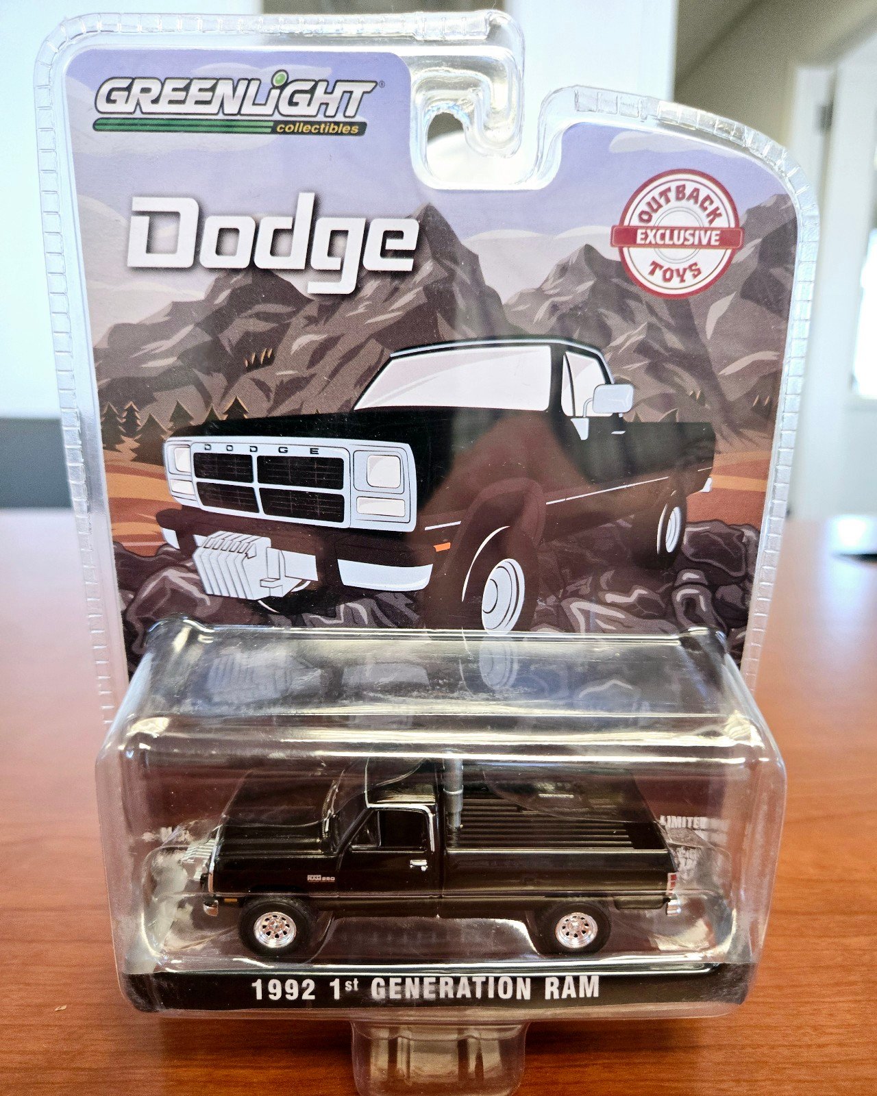 ULTRA RARE Greenlight 1/64 1992 Dodge Ram 250 1st Generation Pulling Truck Black