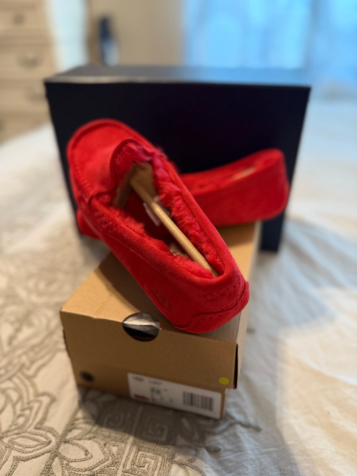 Brand New Ugg Ansley Slippers