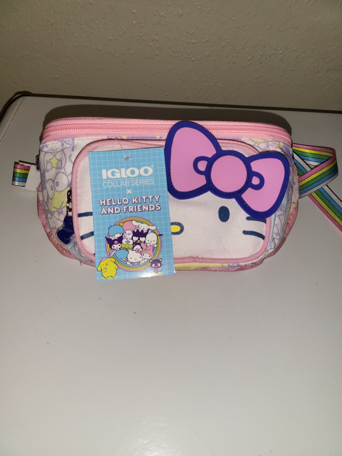 NUEVA IGLOO COOLER HELLO KITTY EDITION LIMITED