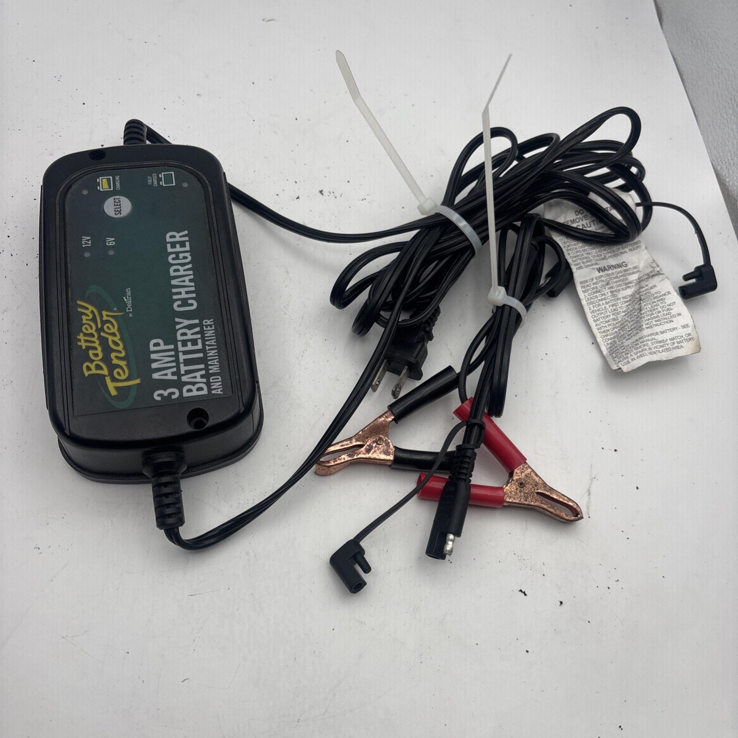 Battery Tender 022-0202-COS-WH 3 AMP Car Charger - Switchable 6V / 12V w/ clips
