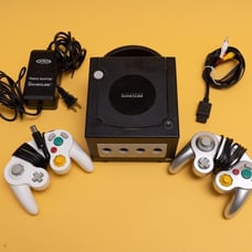 Nintendo GameCube Console Bundle - Black