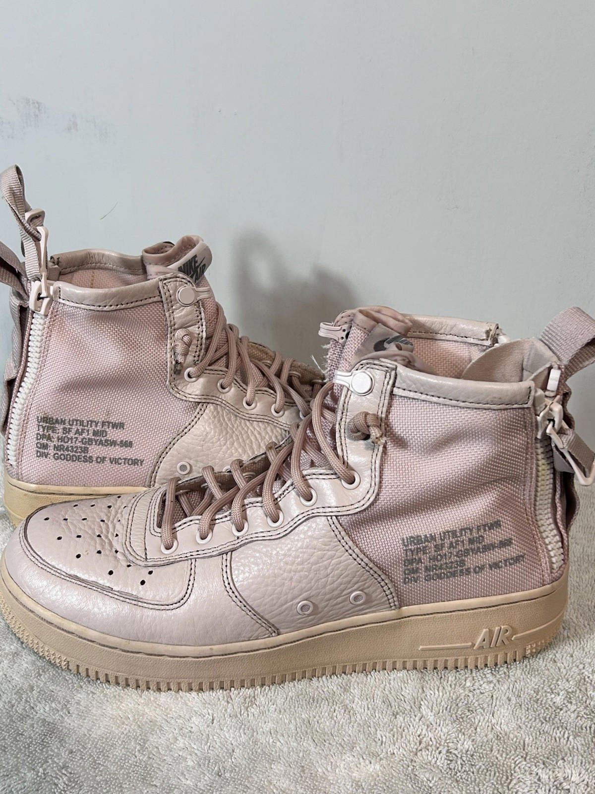 Nike SF Air Force 1 Mid Pink Leather Utility Sneakers Girls Sz 6.5/Womens 8