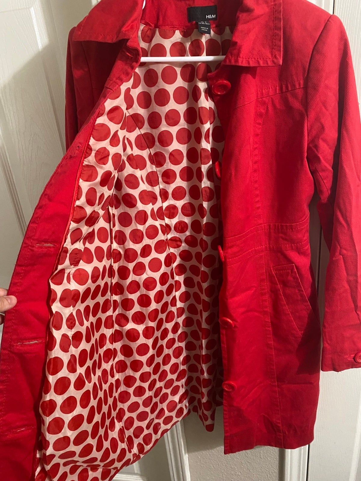 H&m red hotsell trench coat