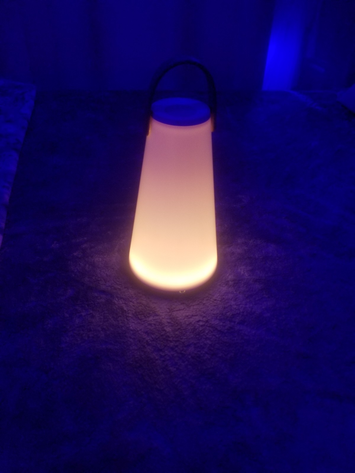 Uma pablo portable lantern
