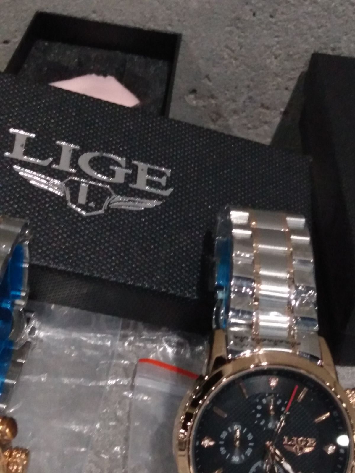 Lige men's sports watch