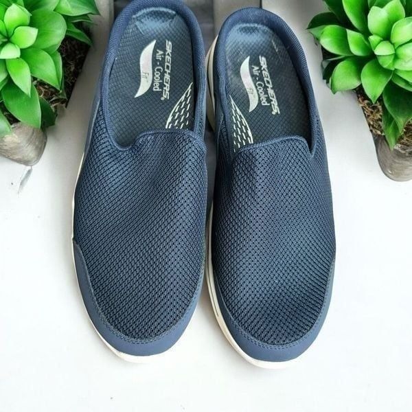 Skechers Women’s Navy Go-Walk” Archfit Backless Slides / SZ: 11 / NWOT