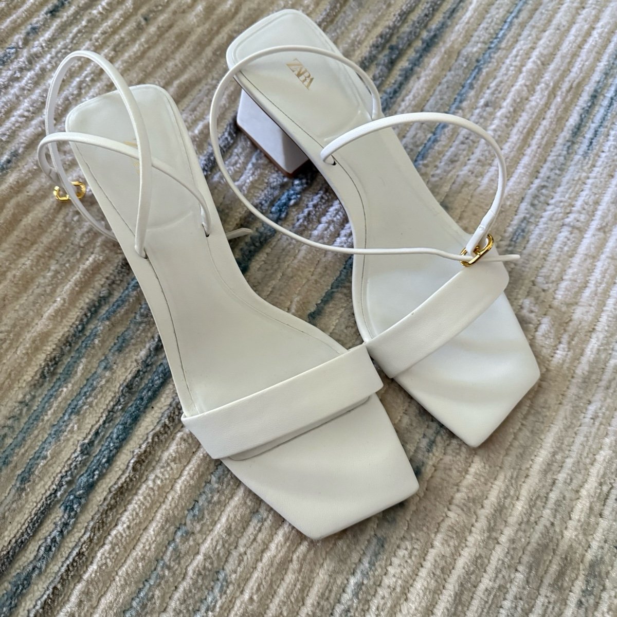 ZARA BLOCKED HEELED SANDALS