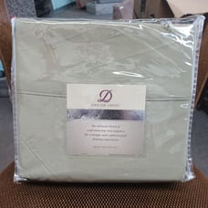 NWT Danjor Linens Queen Size Sheet Set Platinum 1800 Collection Olive Green
