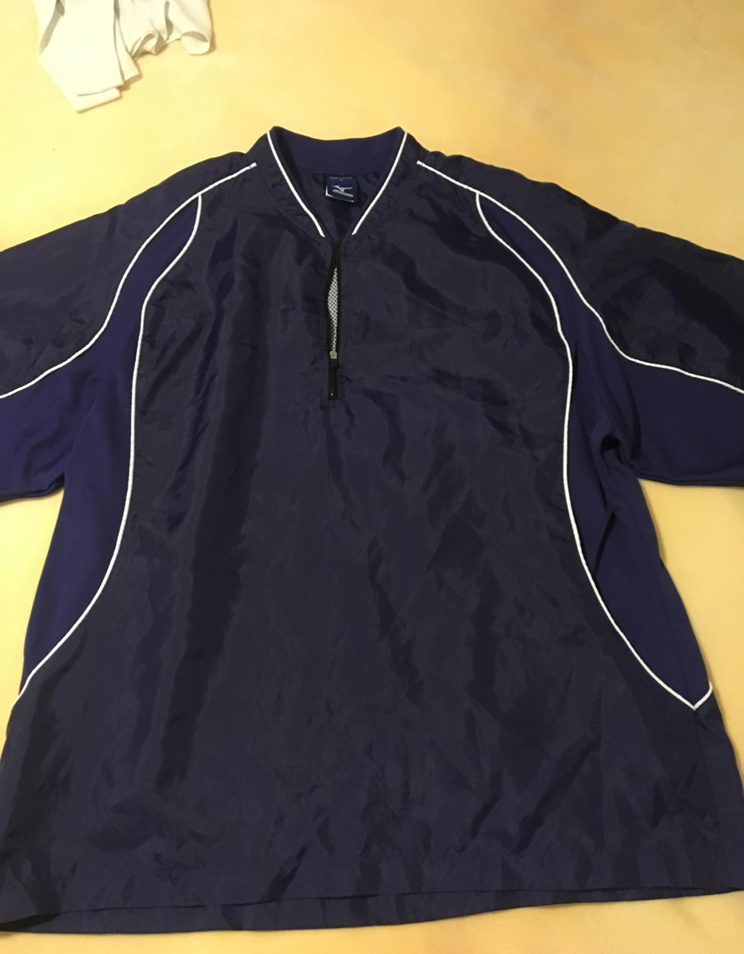 Mizuno Men’s Pull Over Windbreaker Shirt