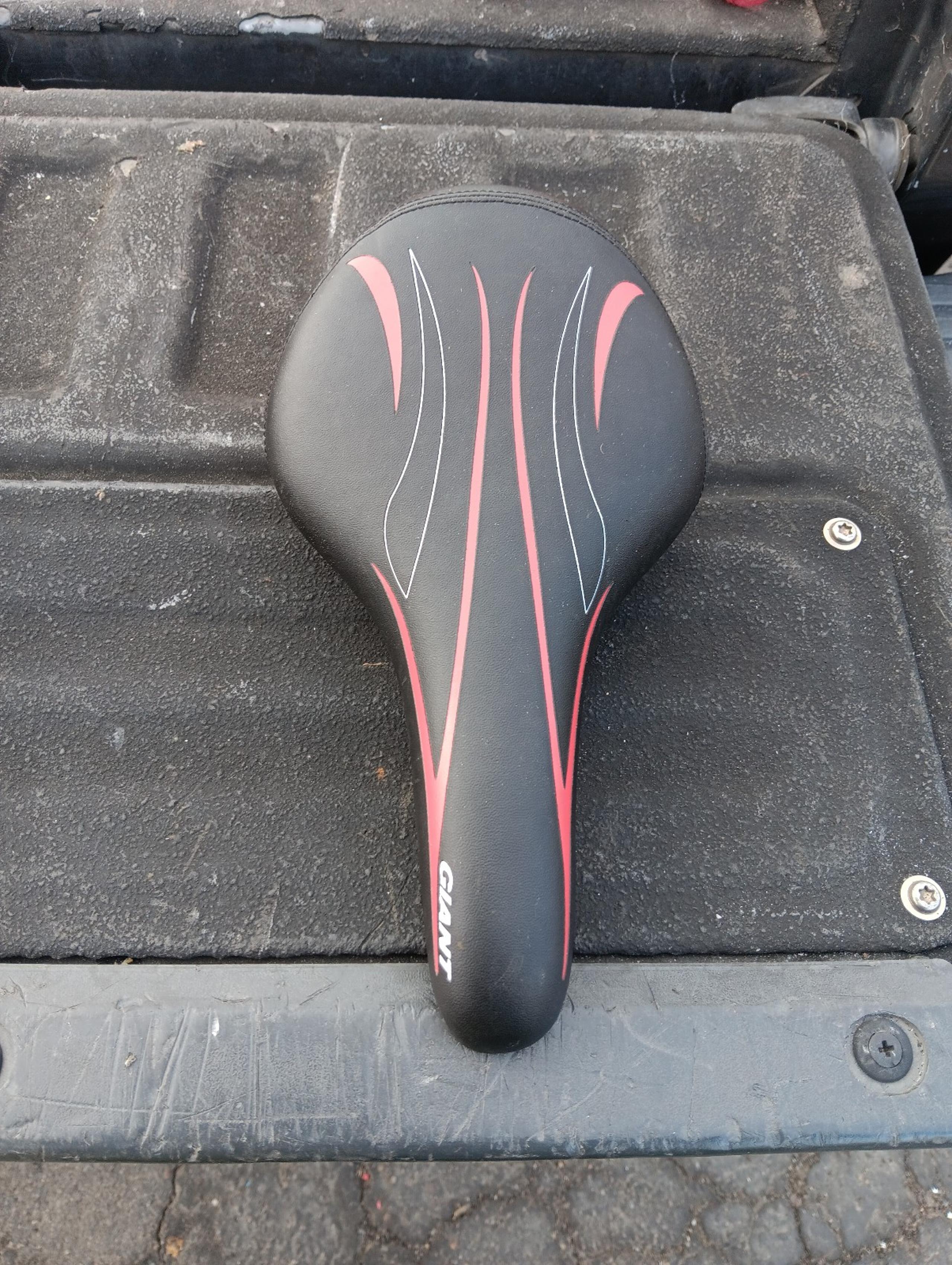 Giant Bike Seat