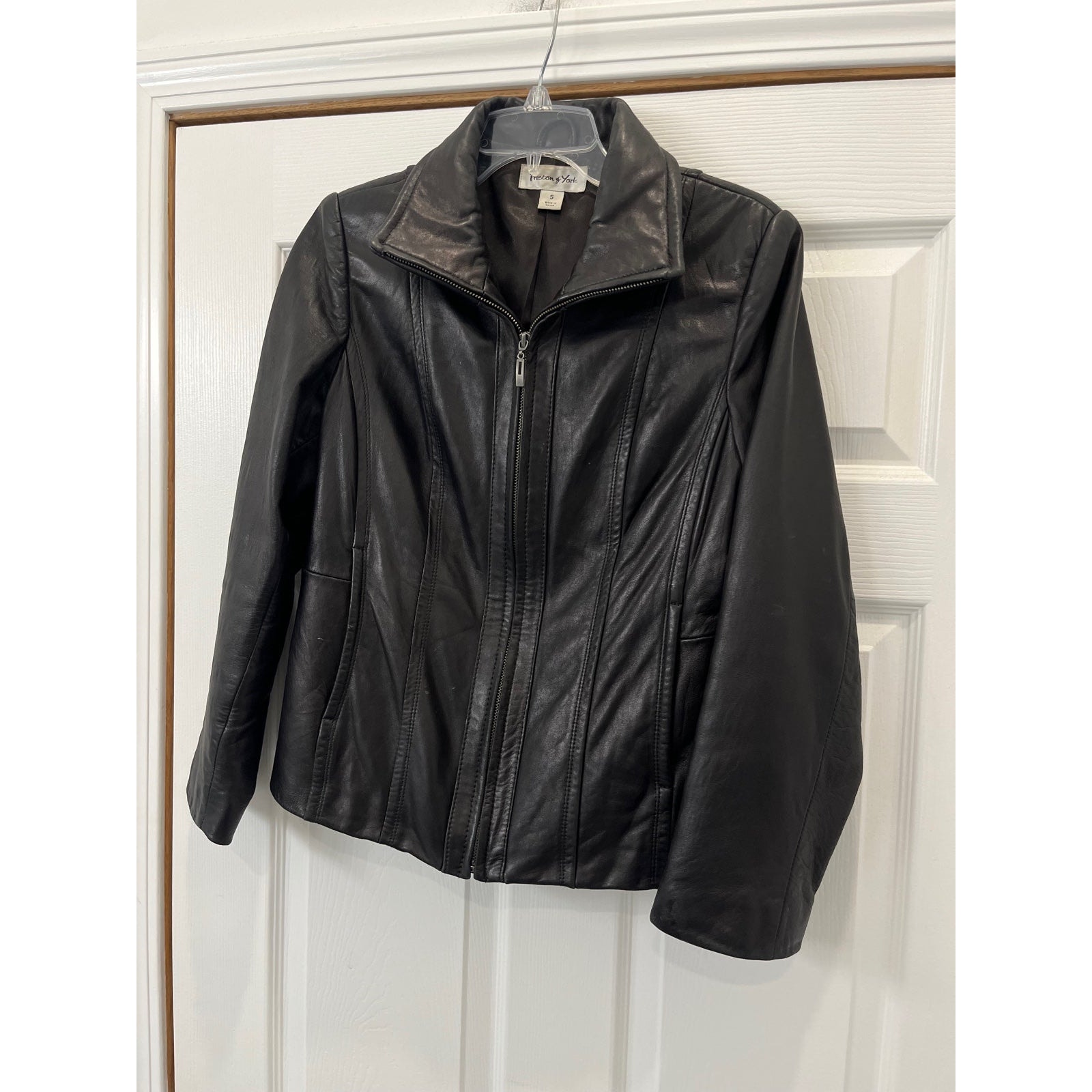 Women’s Preston and York Genuine Lambskin Jacket Size S