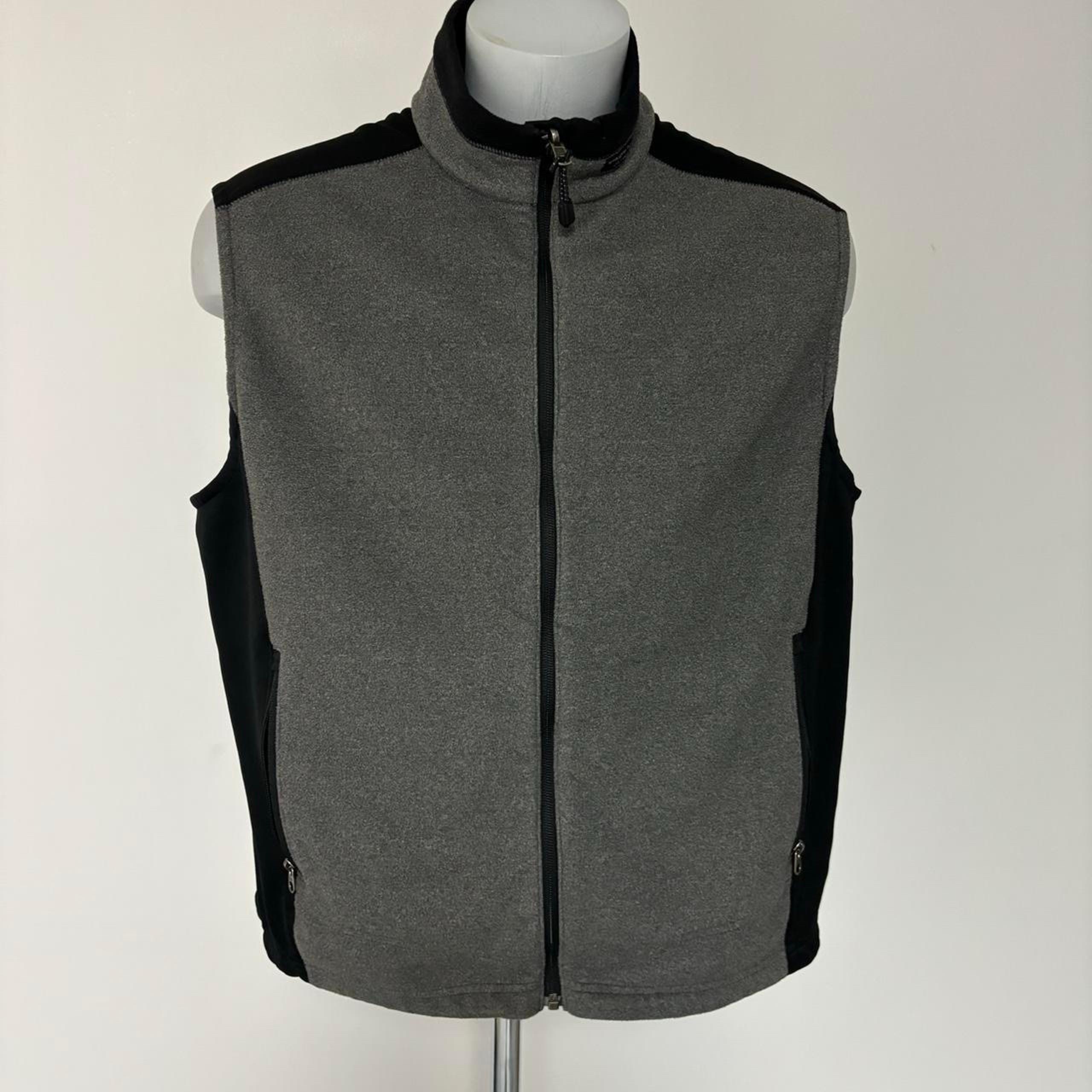 Eddie Bauer men’s wind cutter fleece vest size xl  Good condition