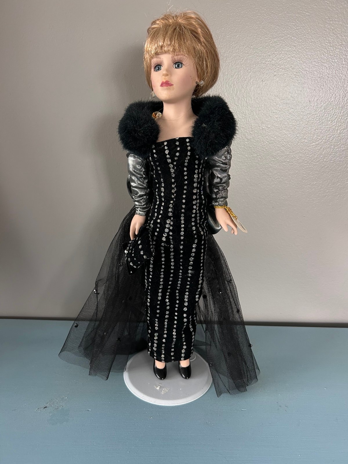 Camellia Garden Gold Key Collection 16 Porcelain Doll w/ Swarovski Crystals