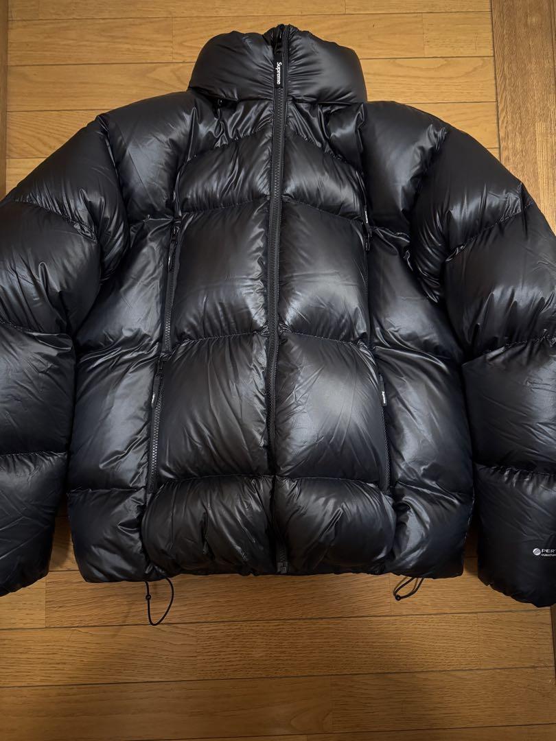 23FW Supreme Featherweight Down Puffer
