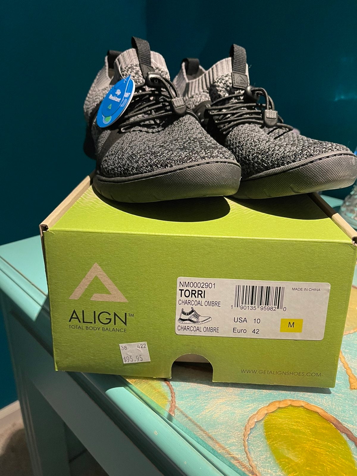 Align nursing shoes