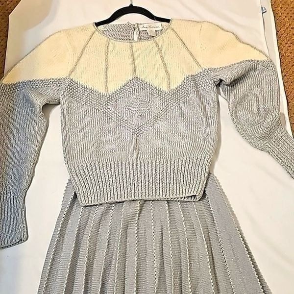 Ann Katrine vintage knit skirt set size 8
