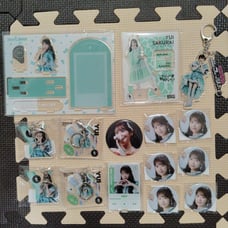 Fruits Zipper Yui Sakurai Acrylic Stand Acrylic Keychain Can Badge 15 items New and Unopened