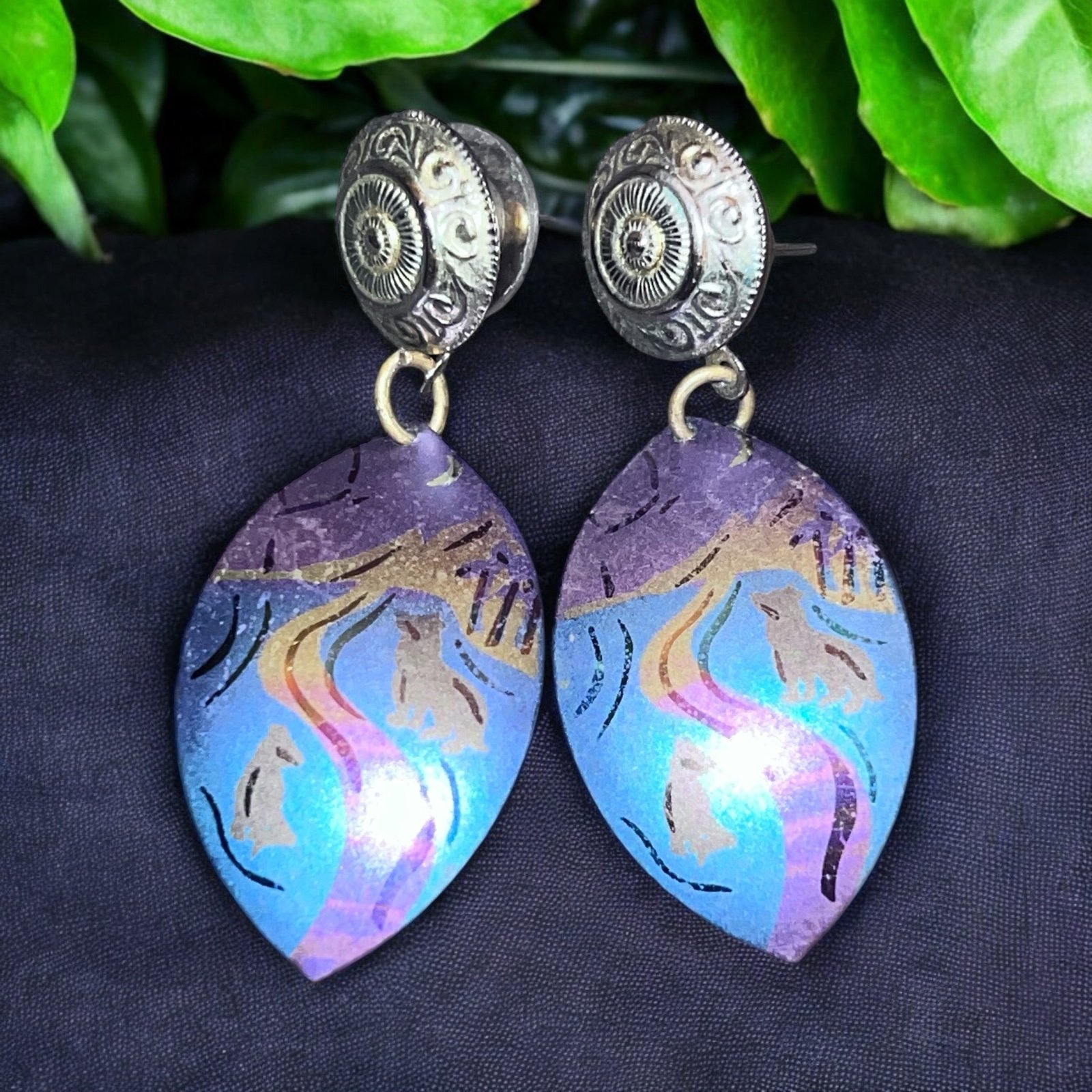 Holly Yashi Niobium Dog Wolf Earrings Bohemian Vintage Earrings