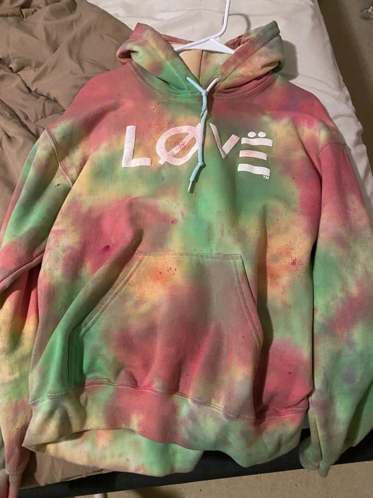 OFFICIAL LOVE MERCH BY AARON CARTER