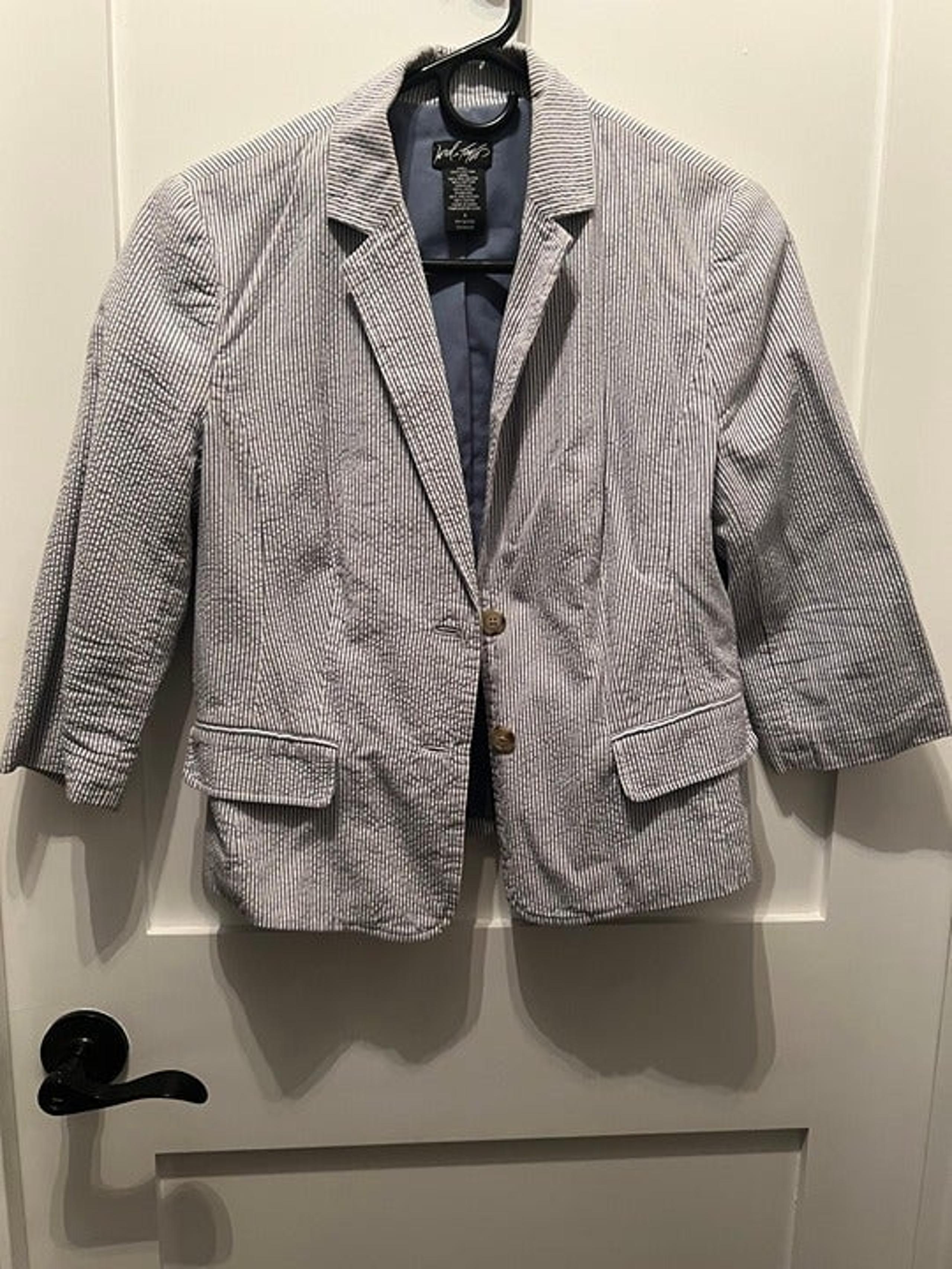 Lord & Taylor Seersucker blazer