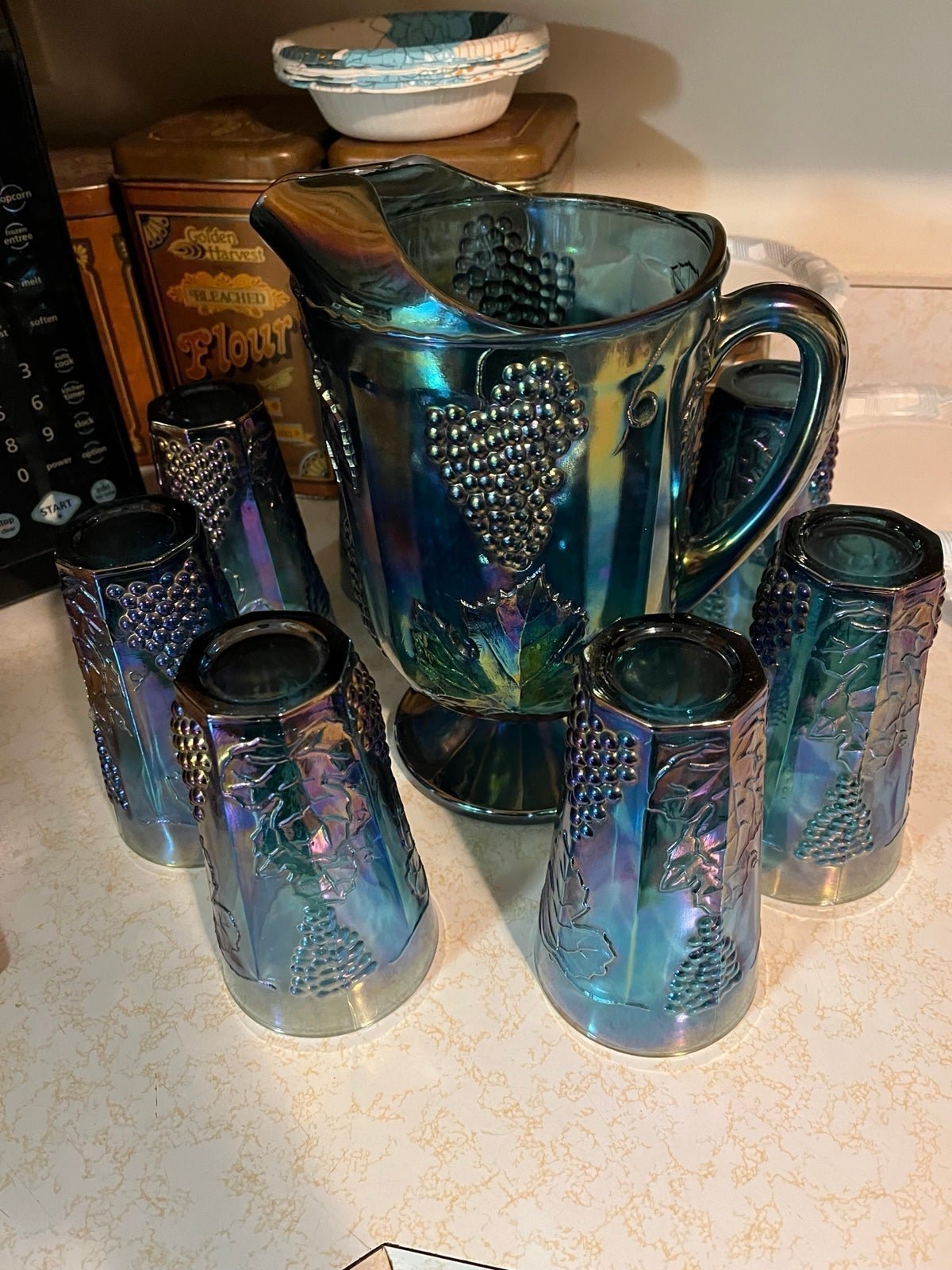 Indiana glass water pitcher & 8 glasses
