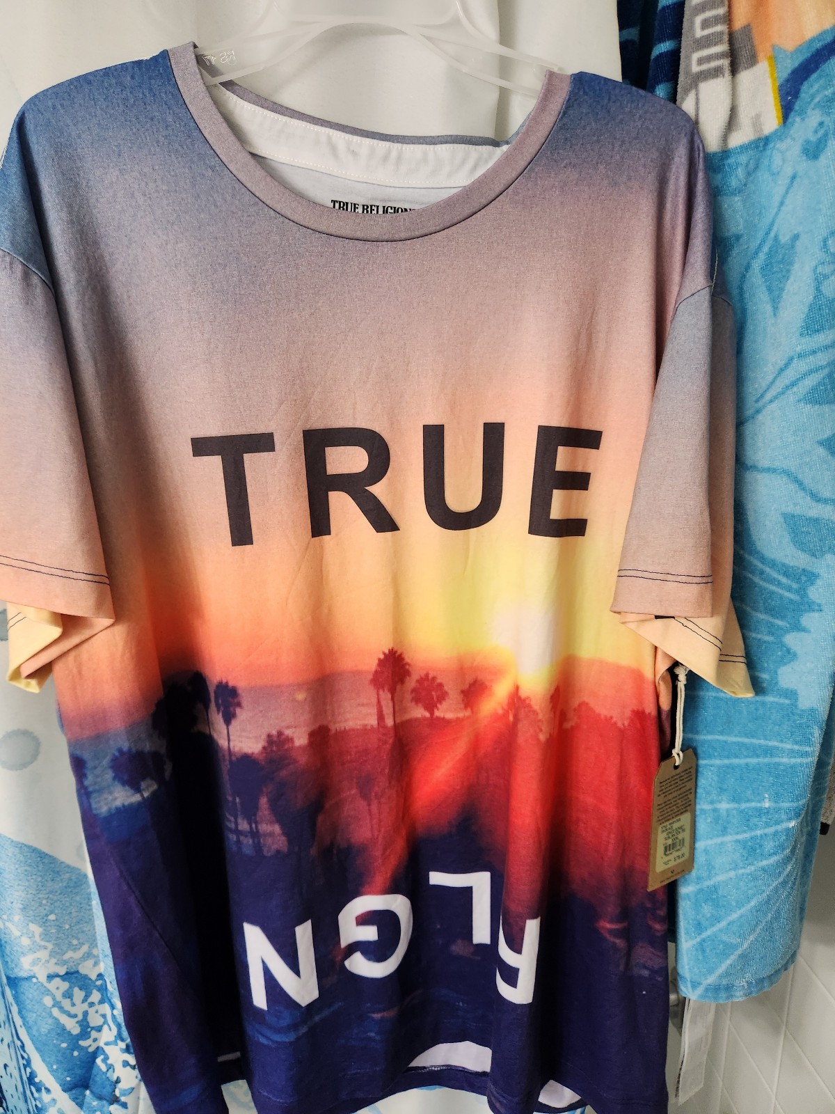 True Religion Venice Sunset Polyester Mens Shirt 3XL NWT