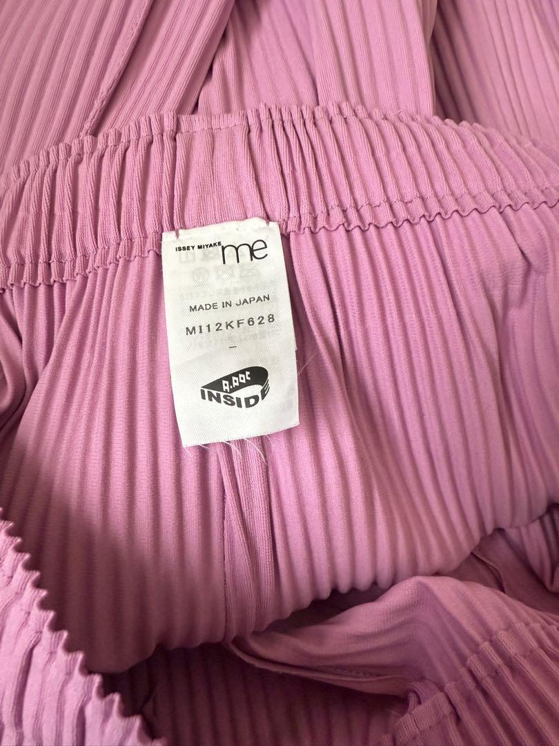 me Issey Miyake パープル プリーツパンツ MI112KF628 Issey Miyake Purple Pleated Pants MI112KF628