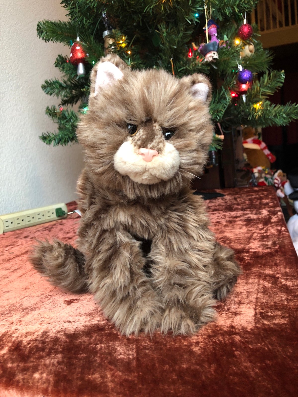 Vintage Russ Berrie Cat Sierra