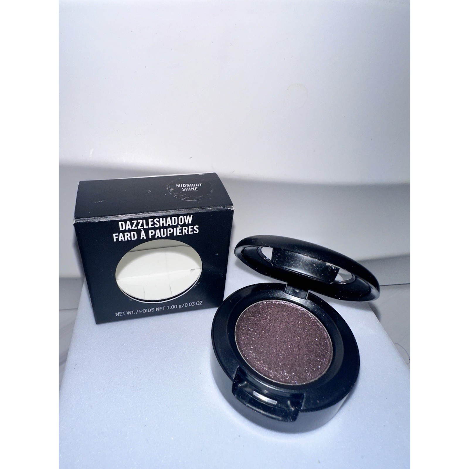 M.A.C. Single Eye Shadow ~ Dazzleshadow ~ MIDNIGHT SHINE ~ 0.06 Oz ~ Discontinue