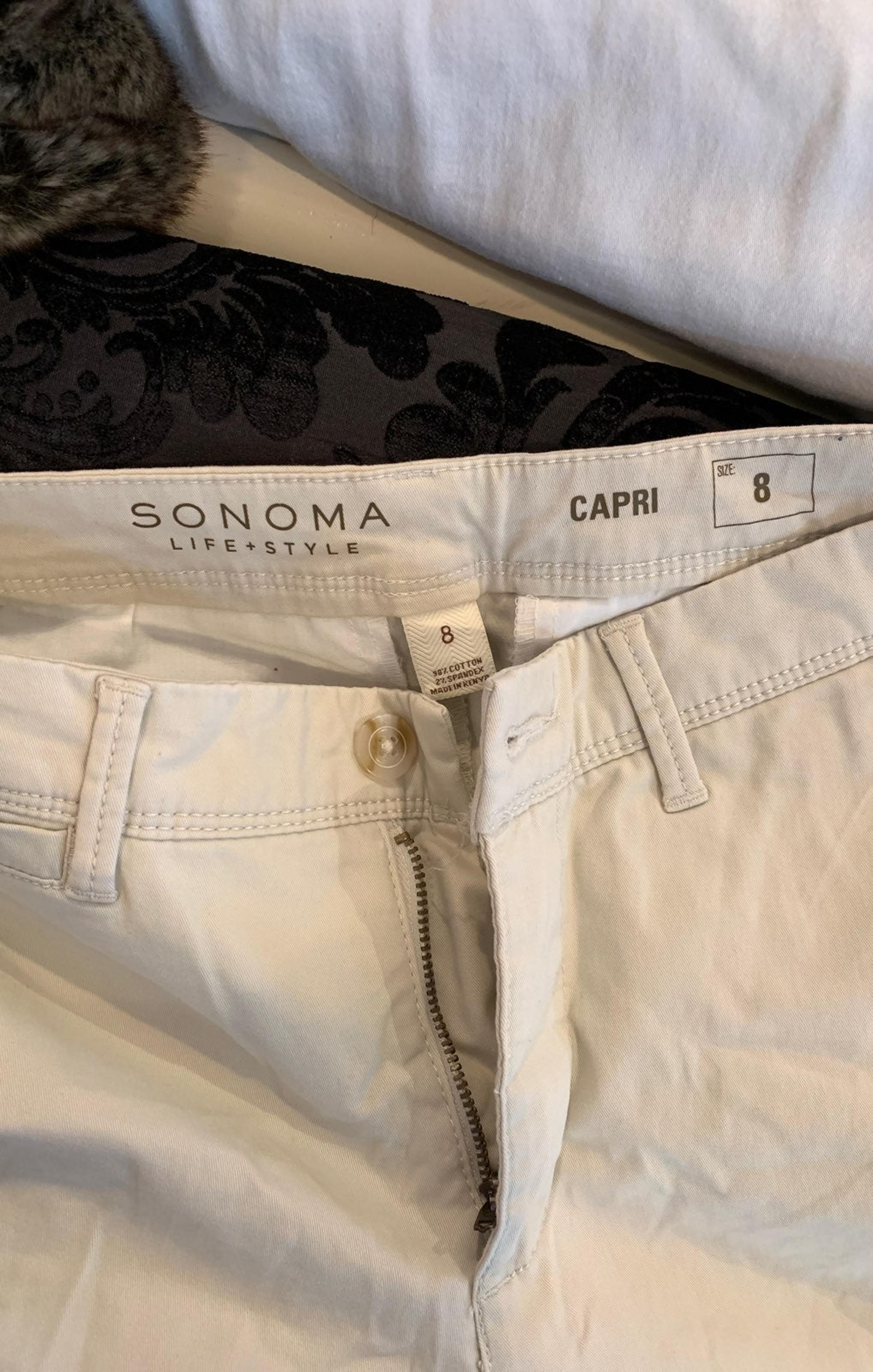 Khaki Capris