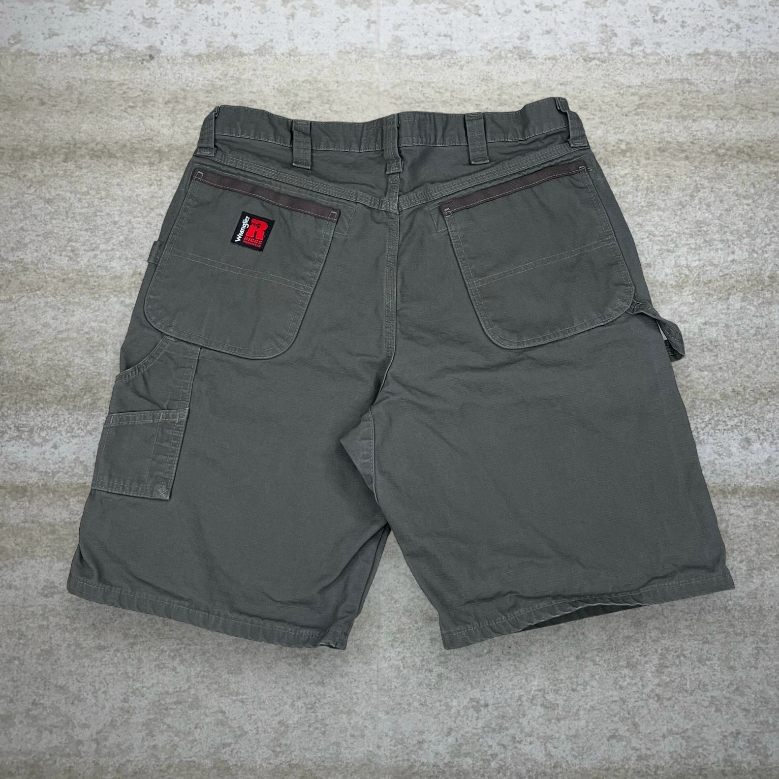 Vintage Wrangler Riggs Carpenter Shorts Olive Green Cotton Canvas 10" Inseam Y2K