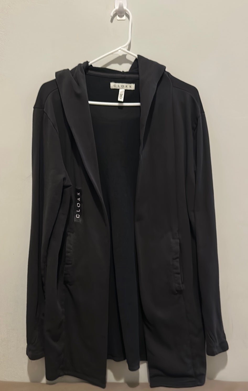 Cloak Brand Butter Cardigan Size Small