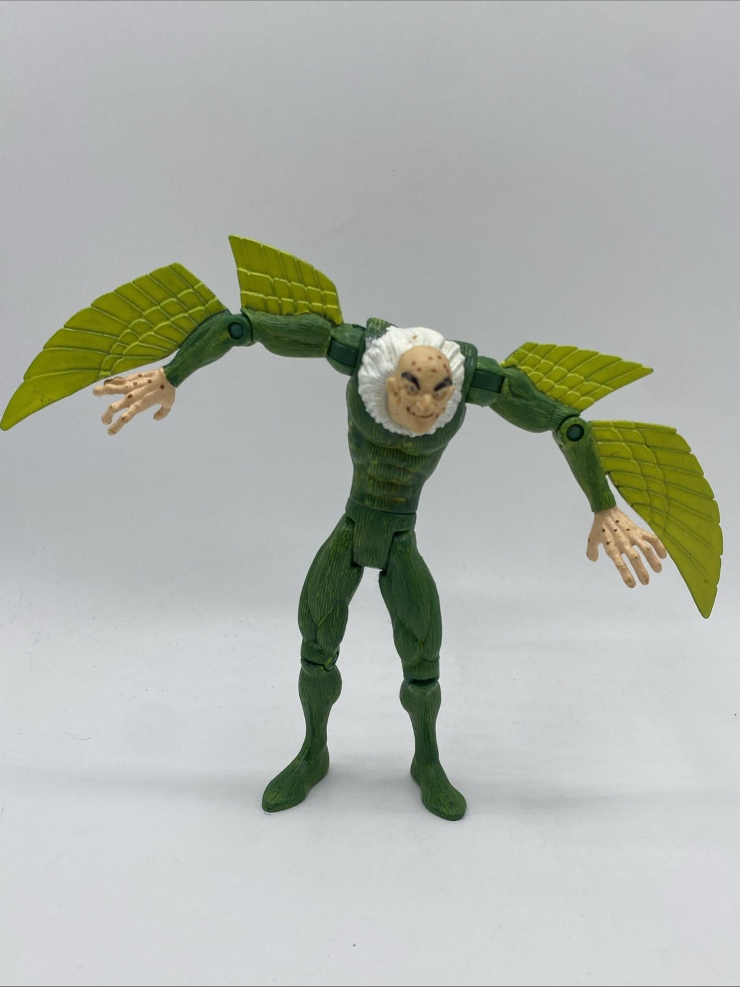 1998 Toybiz Marvel Sneak Attack Vulture Spider-Man Action Figure