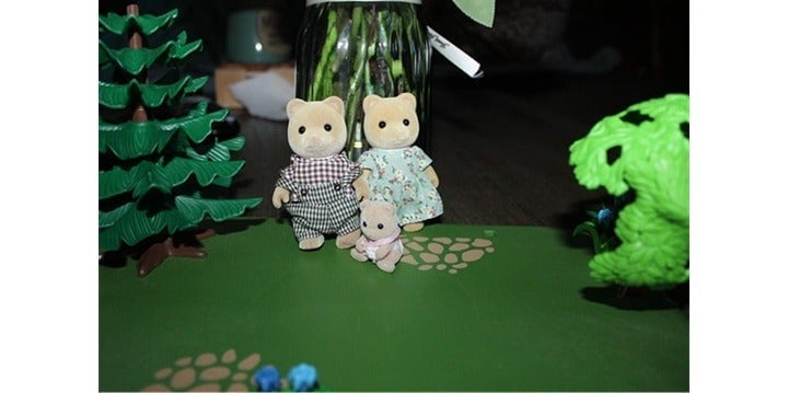 Calico critters Sylvanian Families The McFarlanes New Arrival Set - Retired Set