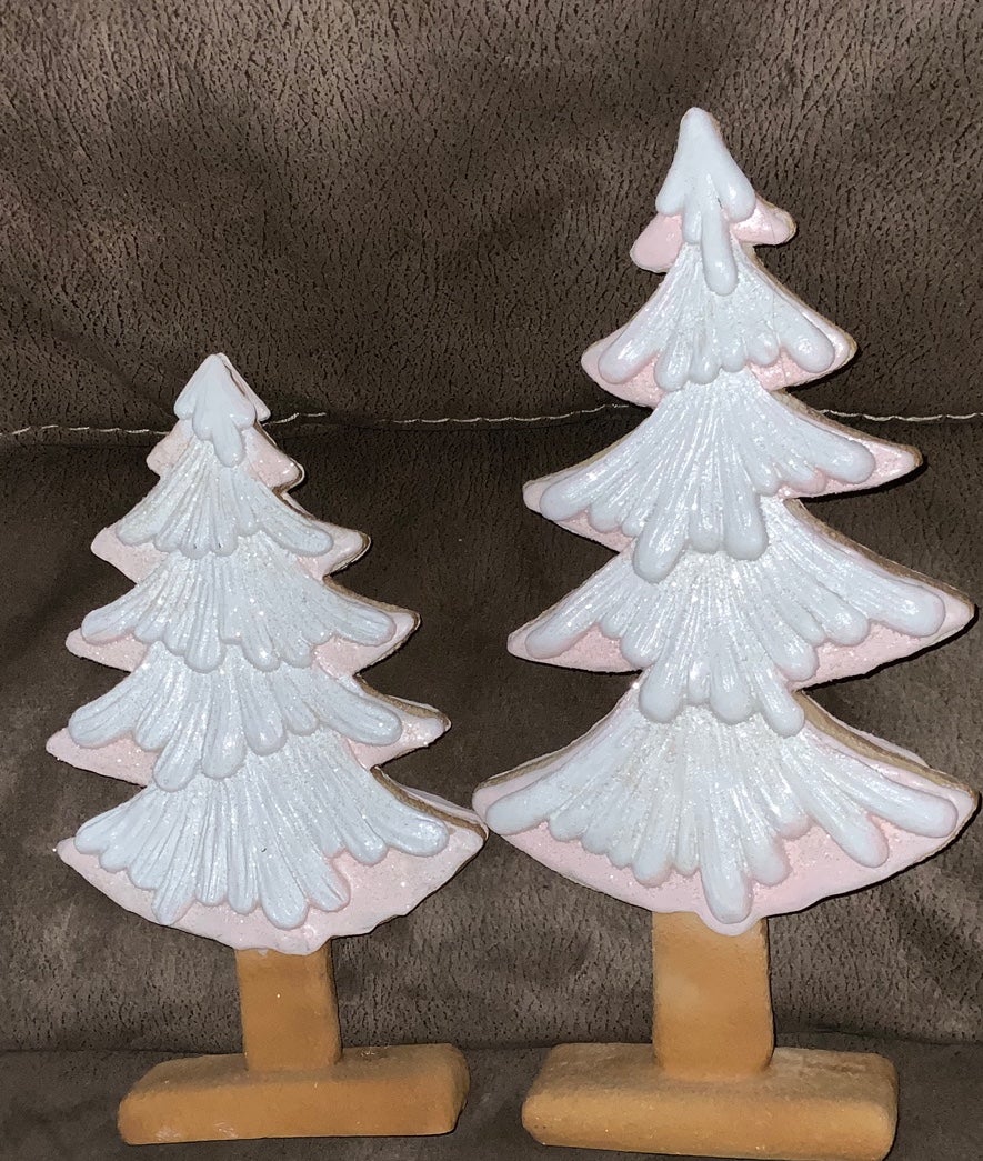 Christmas snow pink gingerbread tree set