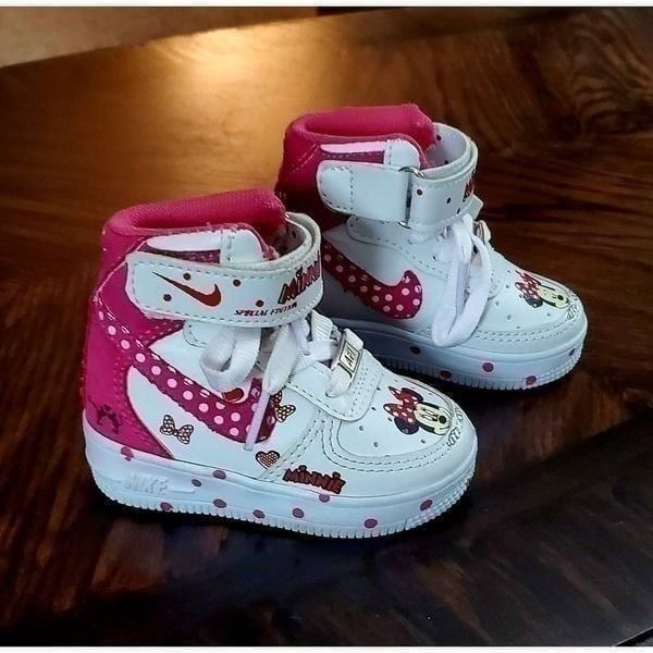 COLLECTIBLE SPECIAL EDITION MINNIE MOUSE NIKE AIR FORCE 1'S HIGH TOPS