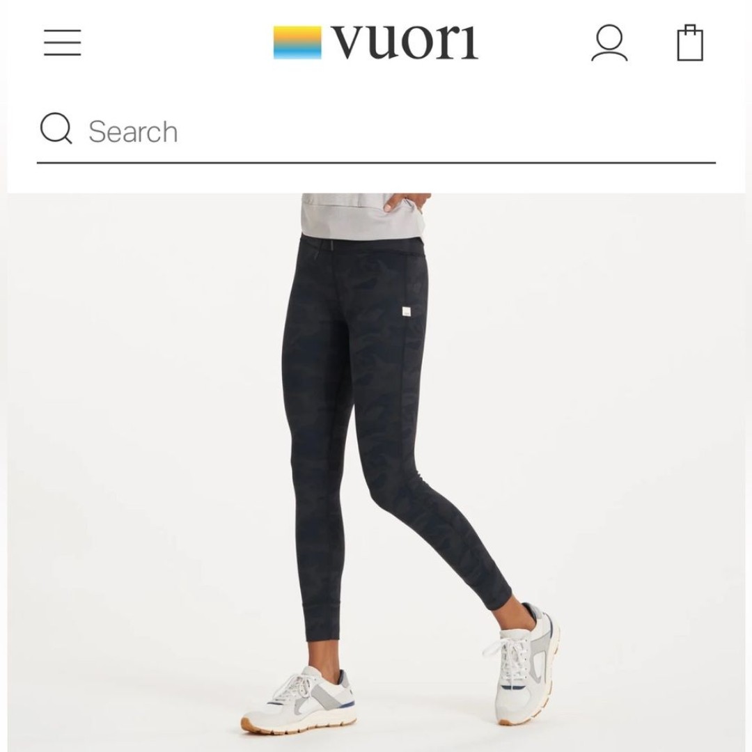 Vuori Women’s Daily 7/8 Legging 24.5” Sz Small Black Camo