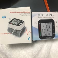 (2) blood pressure cuffs